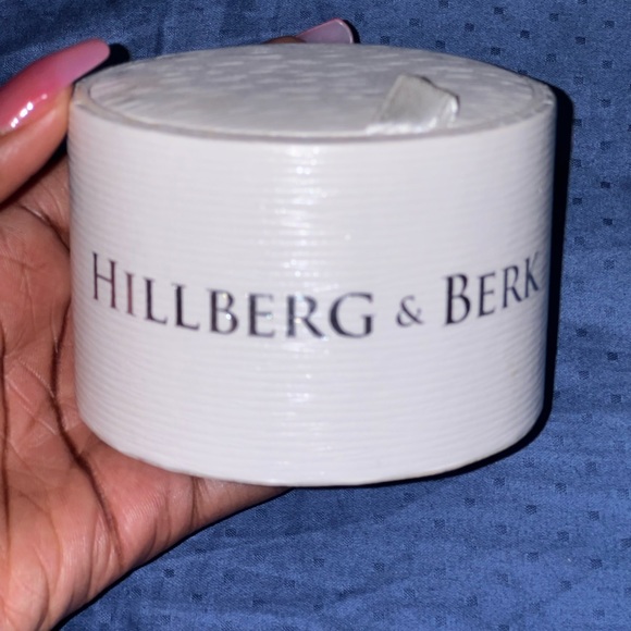 HILLBERG & BERK: Birthstone Sparkle Pendant Necklace. - Picture 3 of 4